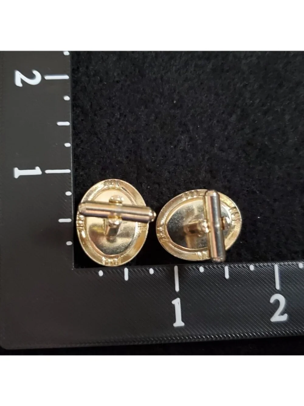 Vintage Cufflinks Gold Tone Black Inlay Oval 1